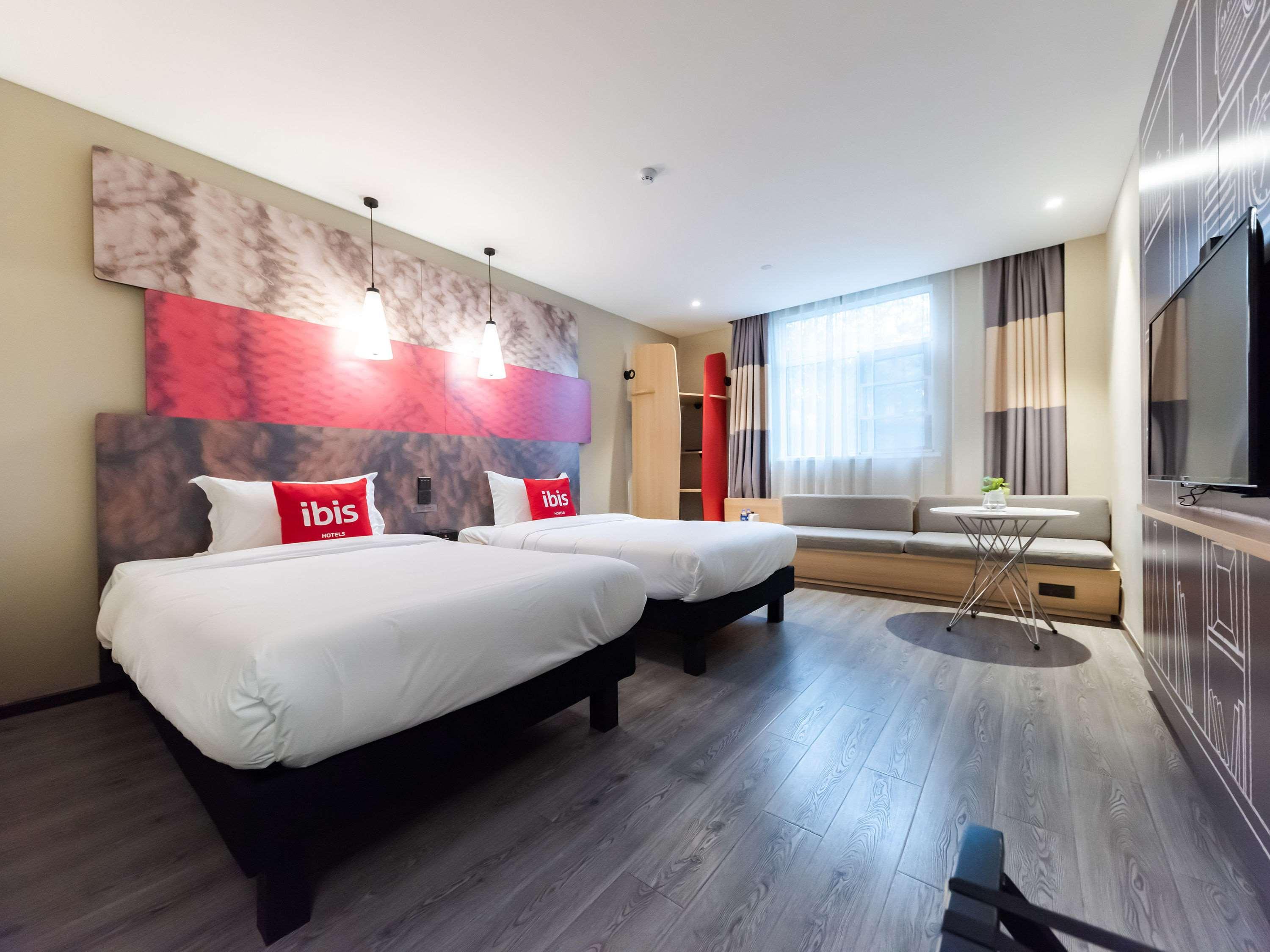 Ibis Wuxi Yixing South Renmin Rd Hotel Exterior photo